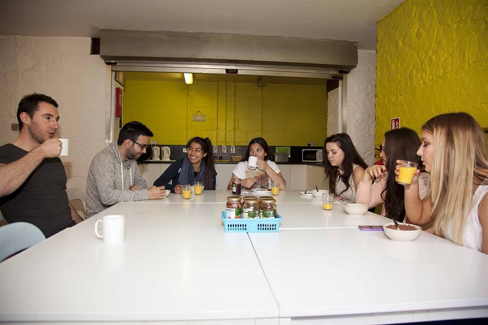 Abrahams Hostel ดับลิน ภายนอก รูปภาพ